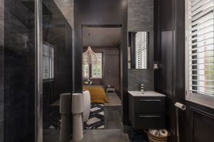 Photo 24- click for photo gallery